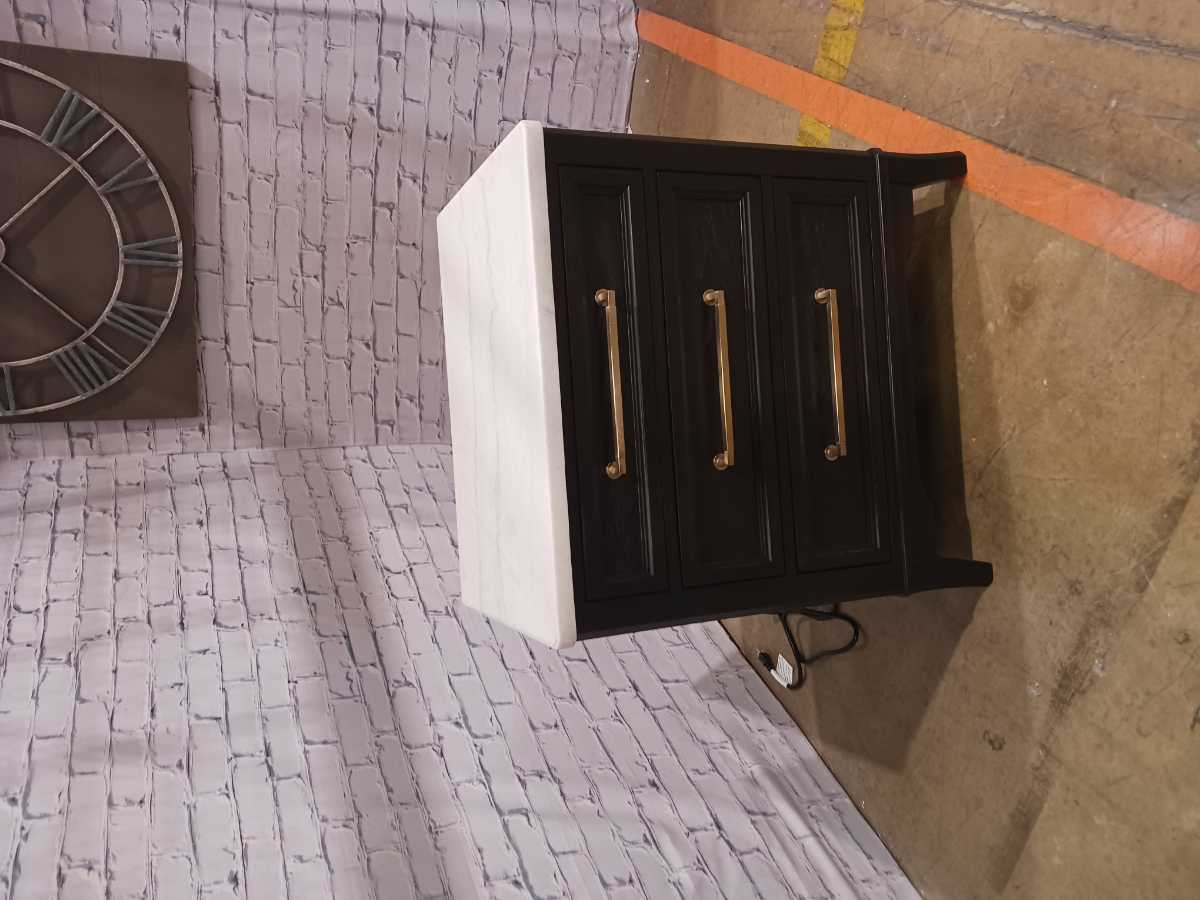 Welltern-Exclusive Nightstand - Gallery Image 11
